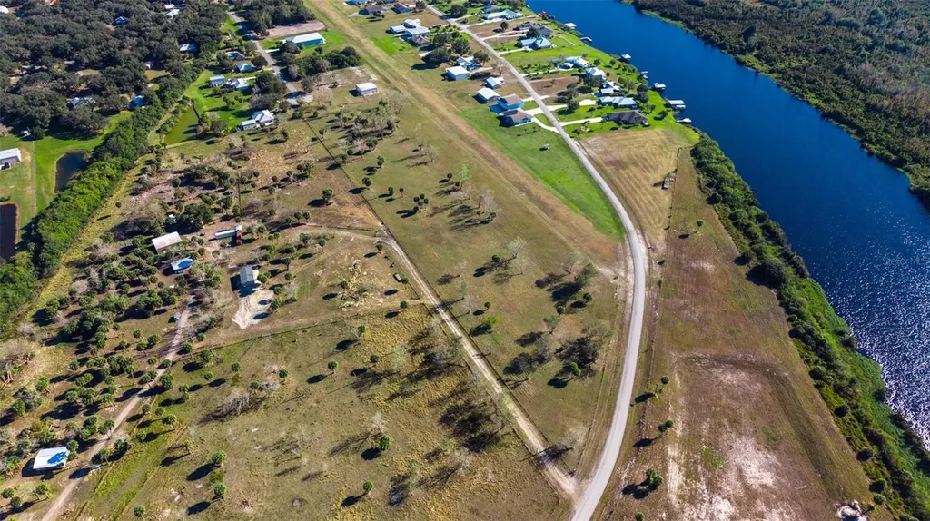 SW 144th Parkway Okeechobee FL 34974