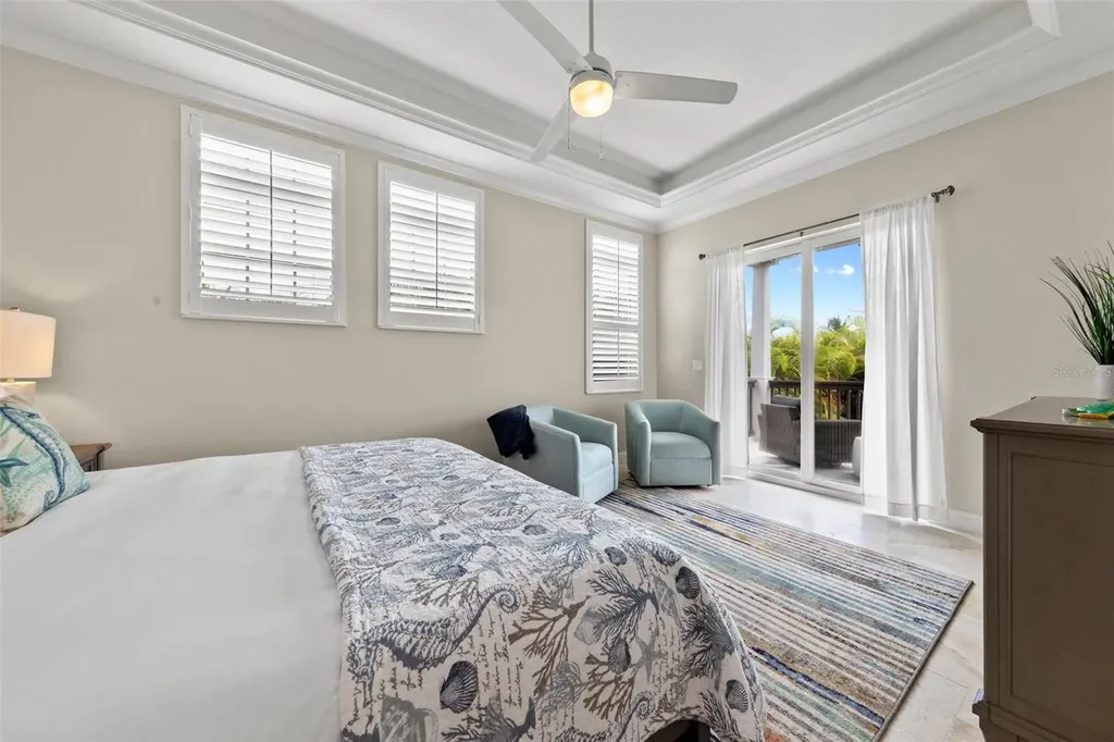 1021 Crescent Street Sarasota FL 34242