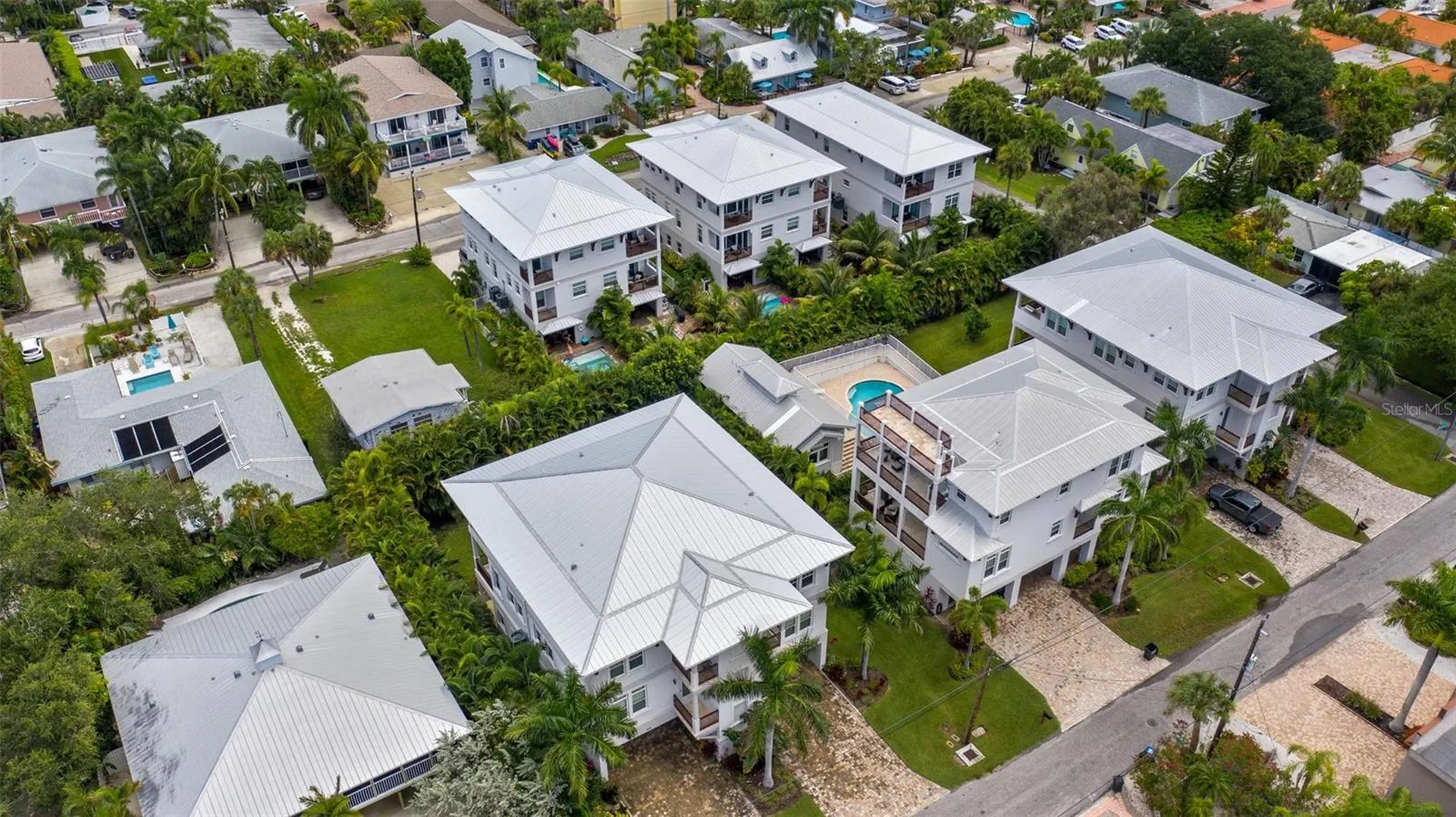 1021 Crescent Street Sarasota FL 34242