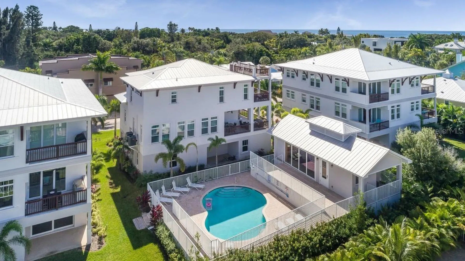 1021 Crescent Street Sarasota FL 34242