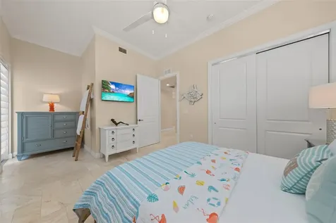 1021 Crescent Street Sarasota FL 34242