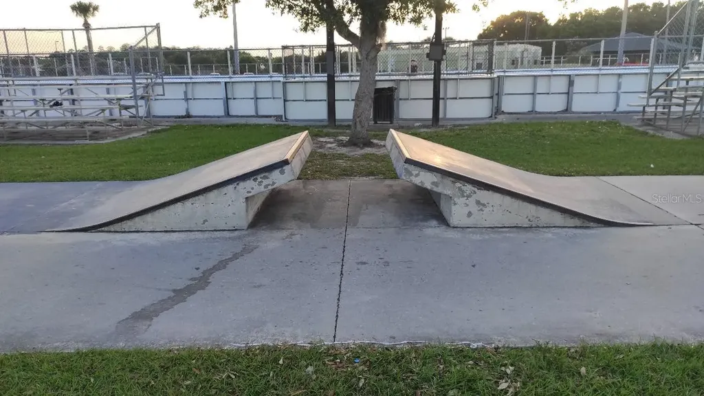 1832 Wimbledon Street Kissimmee FL 34743