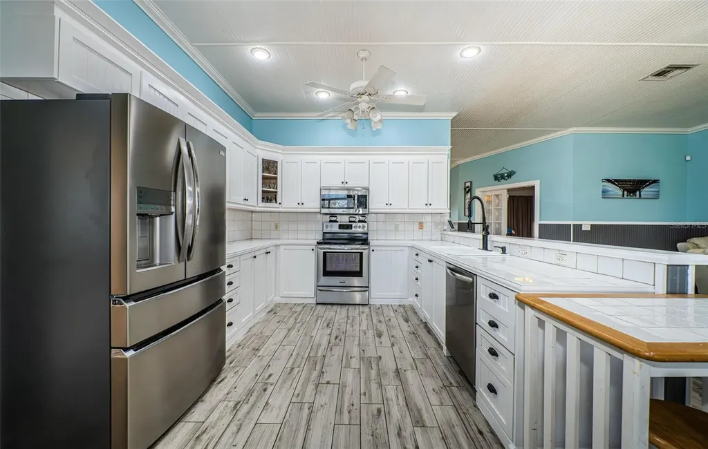 5127 Bay Boulevard Port Richey FL 34668