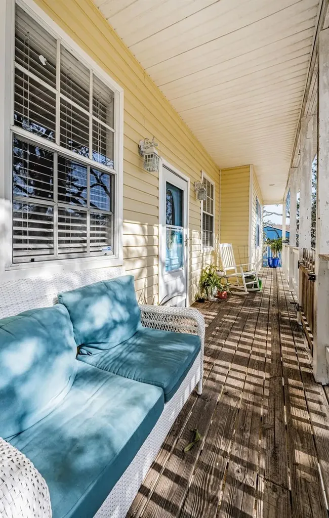 5127 Bay Boulevard Port Richey FL 34668