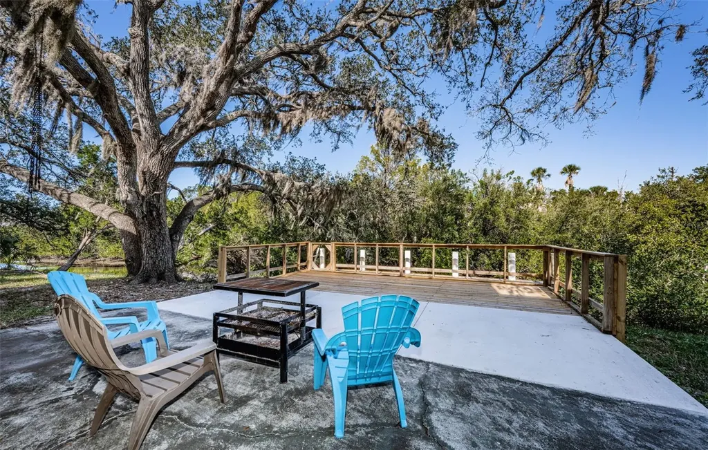 5127 Bay Boulevard Port Richey FL 34668