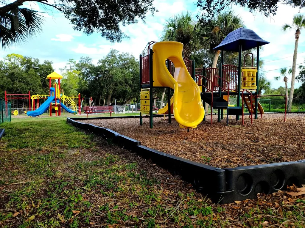 5127 Bay Boulevard Port Richey FL 34668