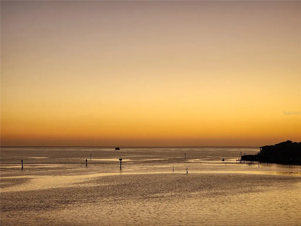 5127 Bay Boulevard Port Richey FL 34668