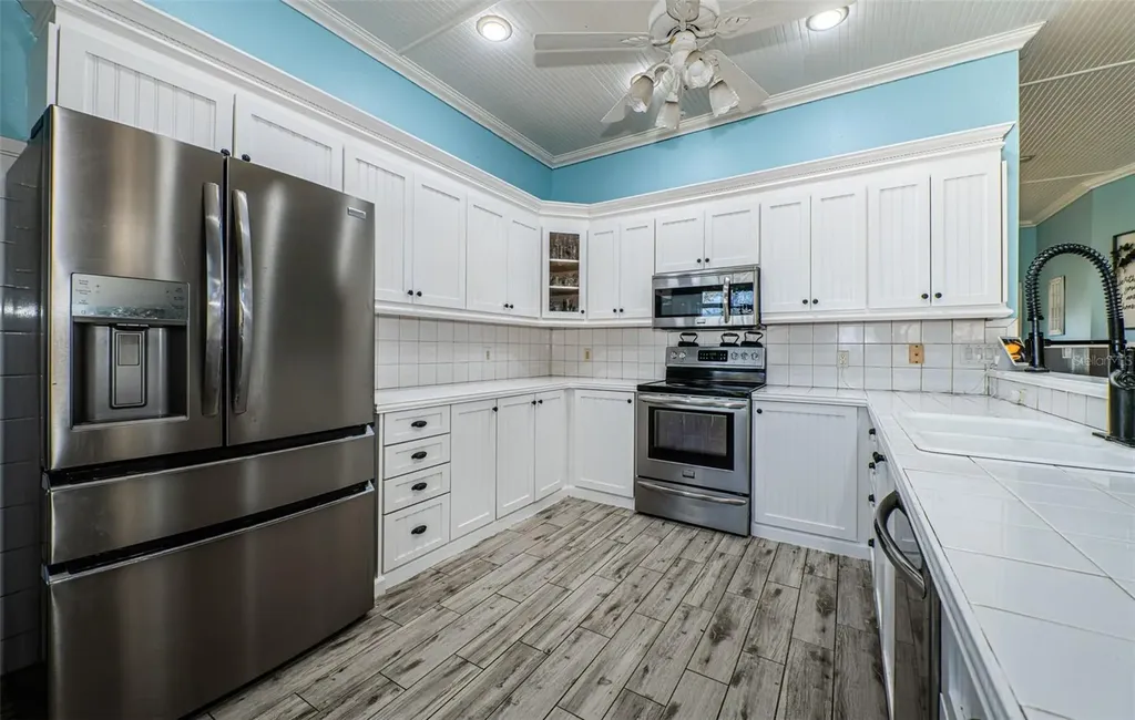 5127 Bay Boulevard Port Richey FL 34668