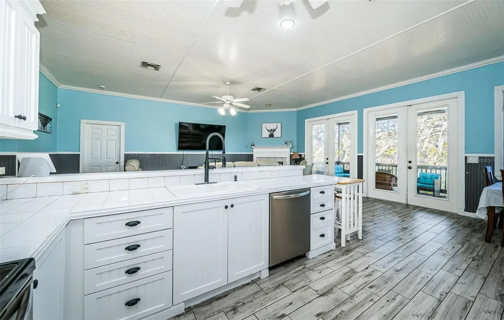 5127 Bay Boulevard Port Richey FL 34668