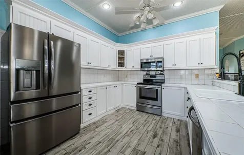 5127 Bay Boulevard Port Richey FL 34668