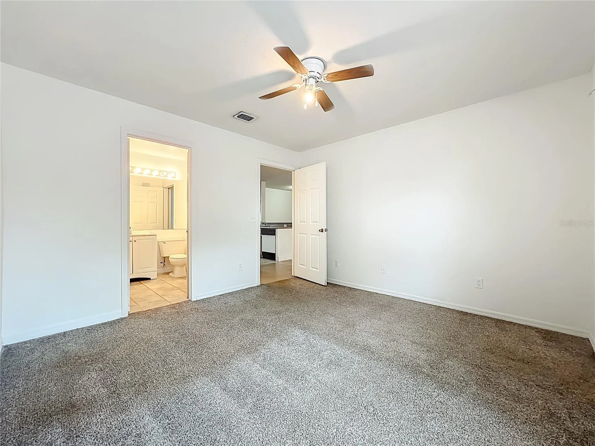 7511 Seurat Street Orlando FL 32819