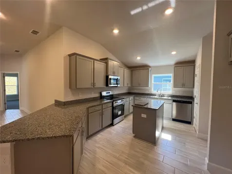 13170 Kent Bradley Street Road Dade City FL 33525