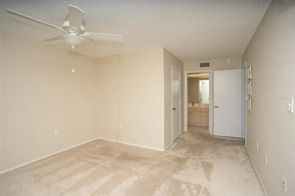 9860 62nd Terrace N St Petersburg FL 33708