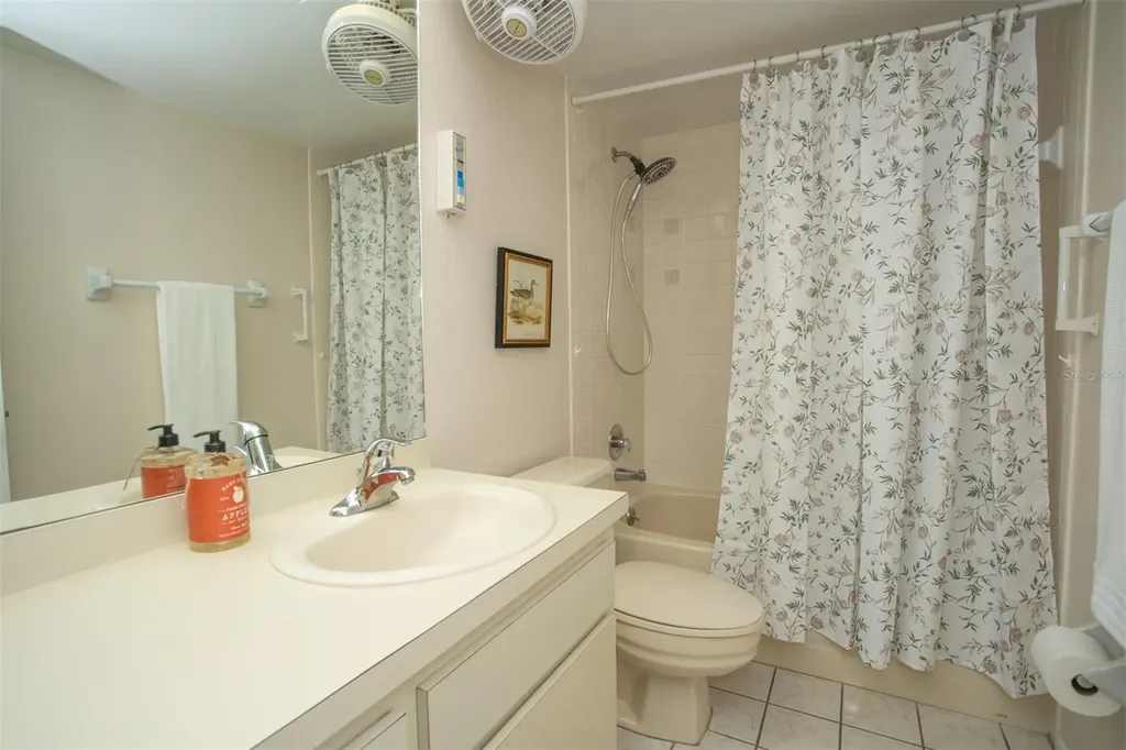 9860 62nd Terrace N St Petersburg FL 33708