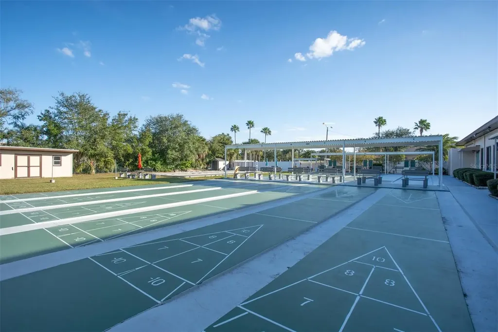 9860 62nd Terrace N St Petersburg FL 33708