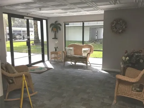 9860 62nd Terrace N St Petersburg FL 33708