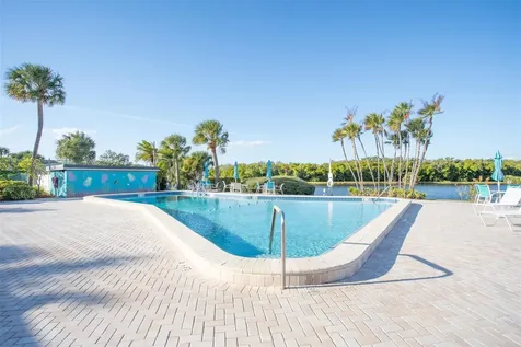 9860 62nd Terrace N St Petersburg FL 33708