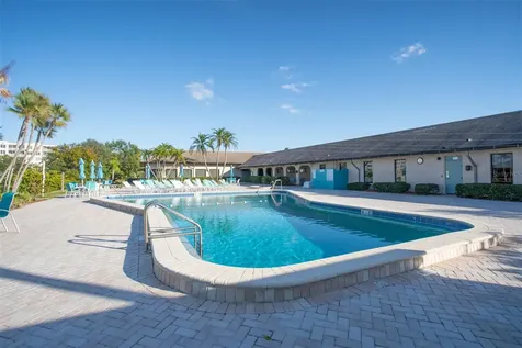 9860 62nd Terrace N St Petersburg FL 33708
