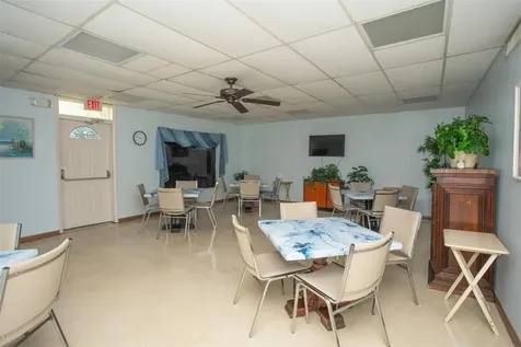 9860 62nd Terrace N St Petersburg FL 33708
