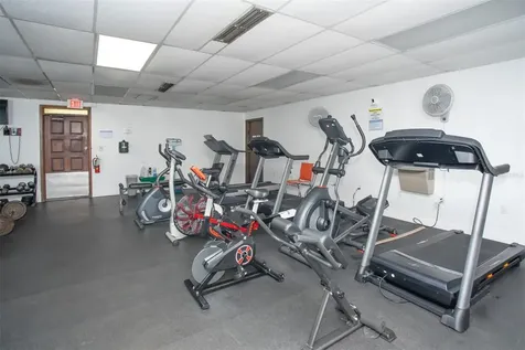 9860 62nd Terrace N St Petersburg FL 33708