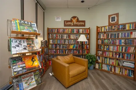 9860 62nd Terrace N St Petersburg FL 33708
