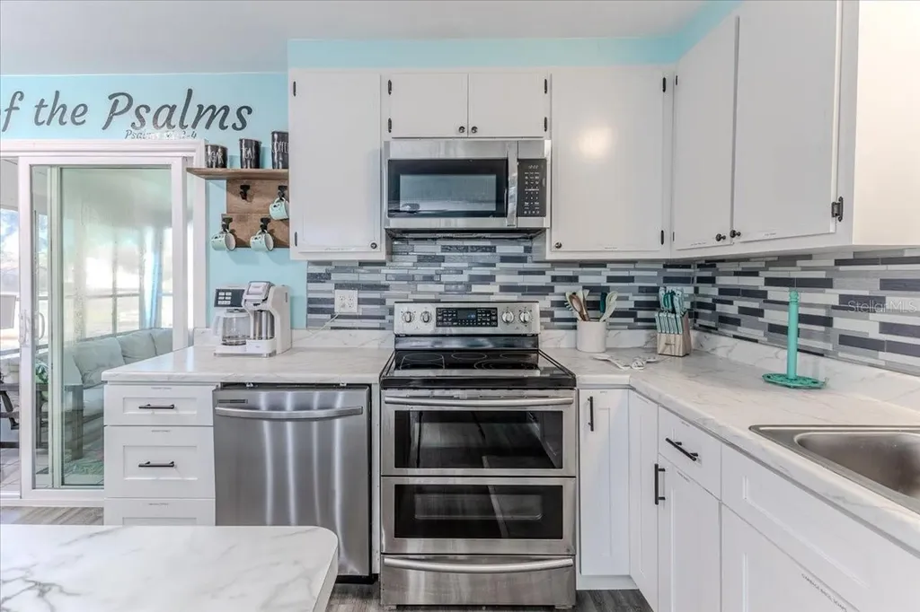 5261 Circle Drive Weeki Wachee FL 34607