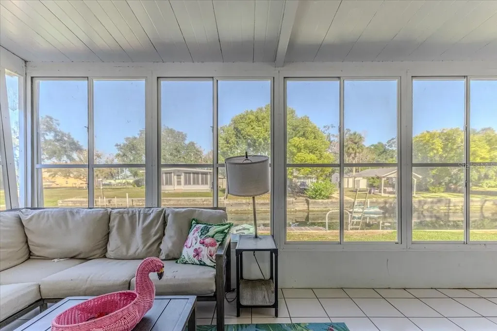 5261 Circle Drive Weeki Wachee FL 34607