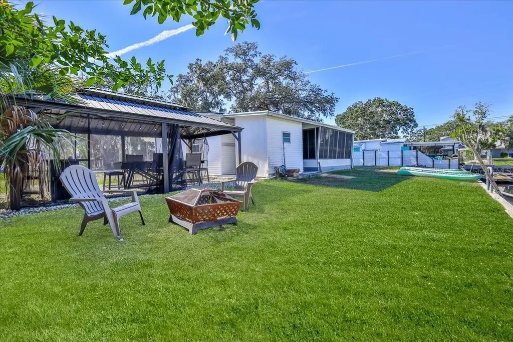 5261 Circle Drive Weeki Wachee FL 34607