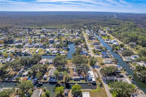 5261 Circle Drive Weeki Wachee FL 34607