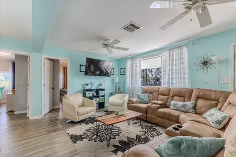 5261 Circle Drive Weeki Wachee FL 34607
