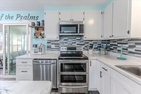 5261 Circle Drive Weeki Wachee FL 34607