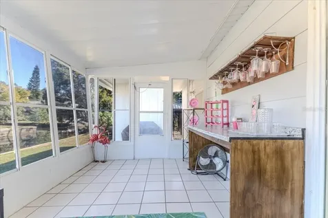5261 Circle Drive Weeki Wachee FL 34607