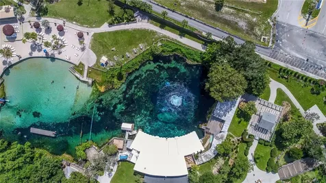 5261 Circle Drive Weeki Wachee FL 34607
