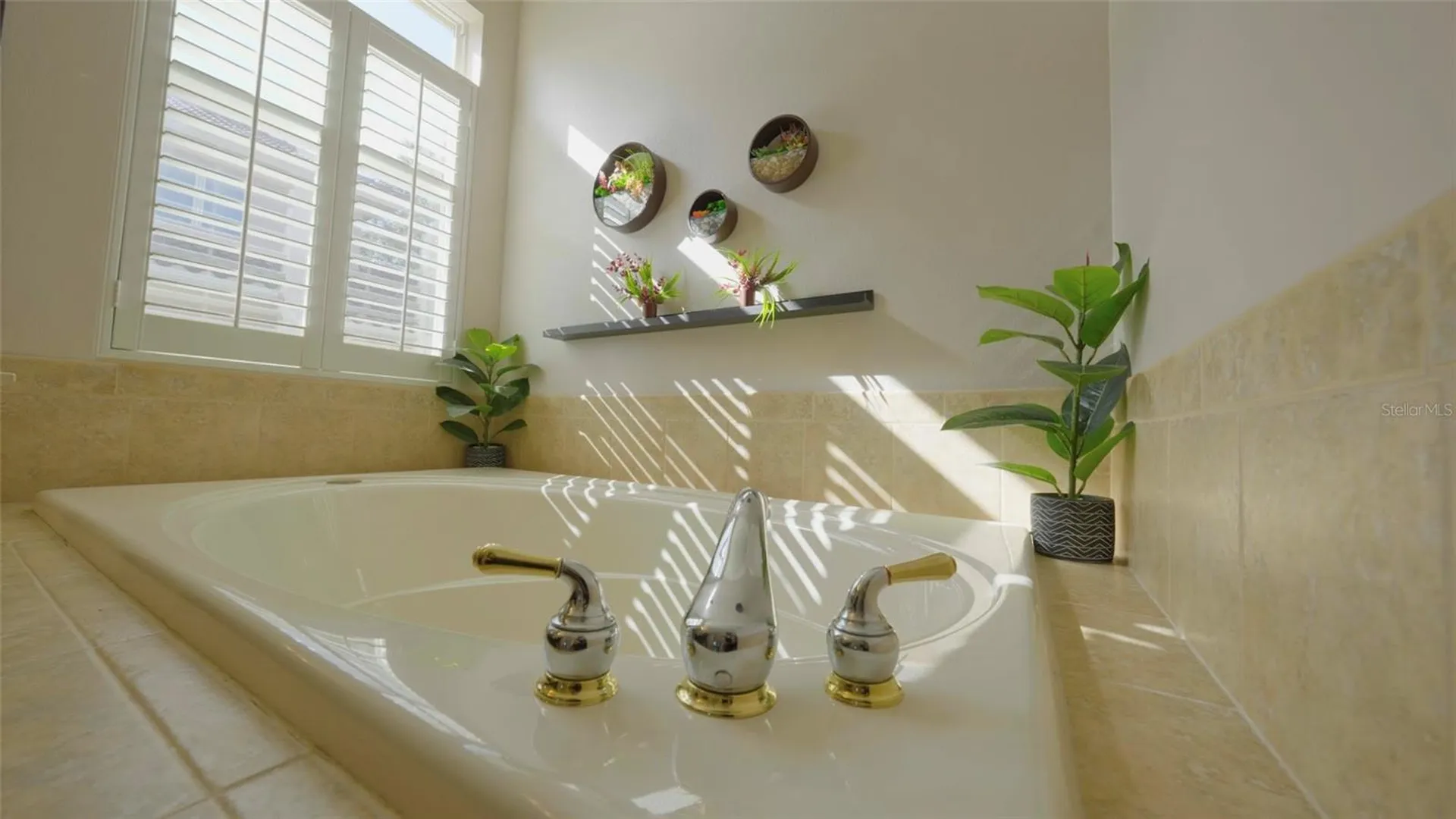 1017 Majestic Oak Drive Apopka FL 32712