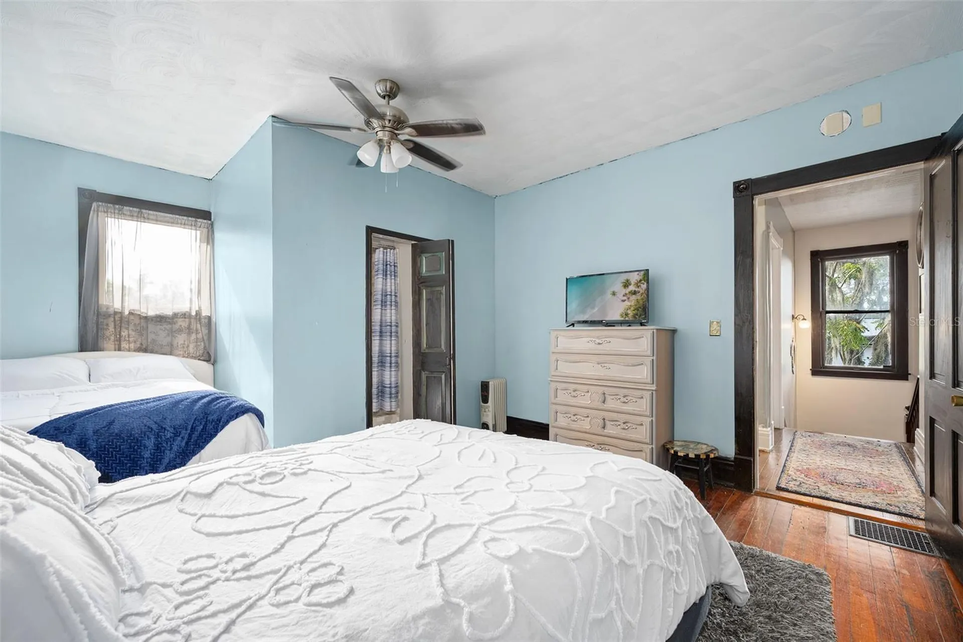 228 W Howry Avenue Deland FL 32720