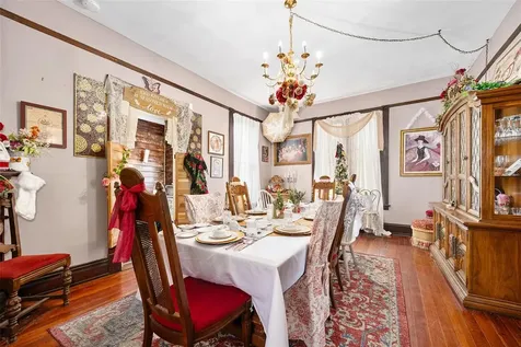 228 W Howry Avenue Deland FL 32720