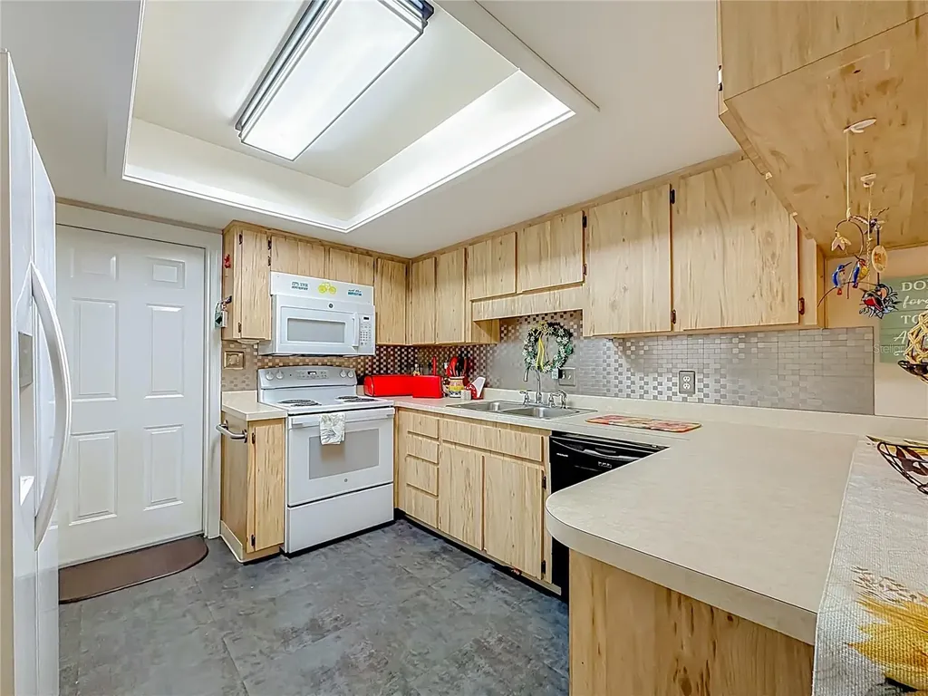 3703 NE 16th Place Ocala FL 34470