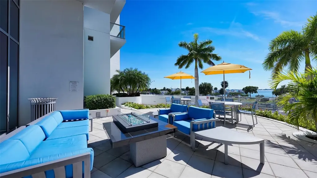 1155 N Gulfstream Avenue Sarasota FL 34236