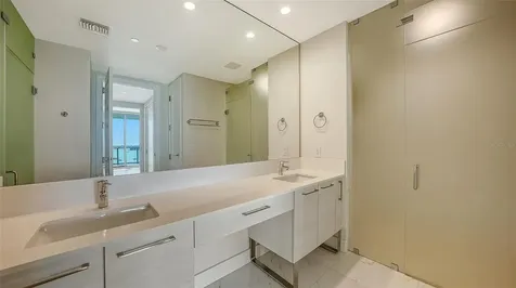 1155 N Gulfstream Avenue Sarasota FL 34236