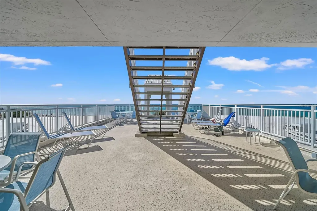 6518 Midnight Pass Road Sarasota FL 34242