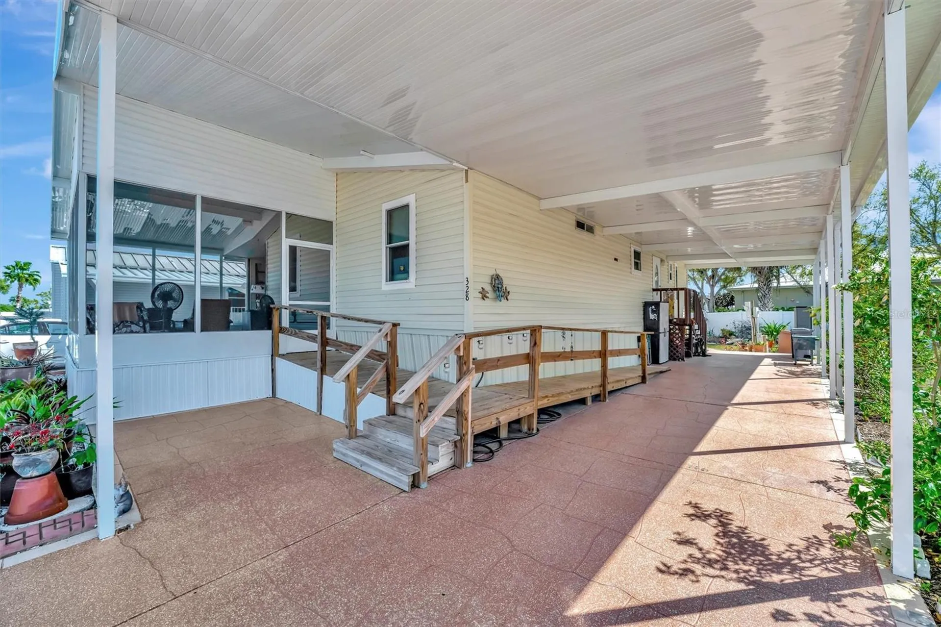 328 S Port Royal Lane Apollo Beach FL 33572