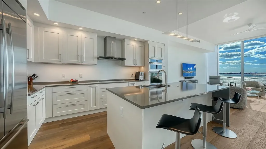 1155 N Gulfstream Avenue Sarasota FL 34236