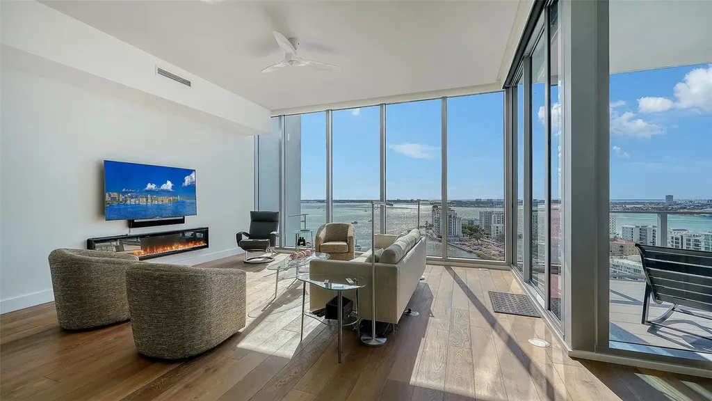 1155 N Gulfstream Avenue Sarasota FL 34236