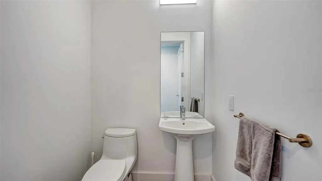 1155 N Gulfstream Avenue Sarasota FL 34236