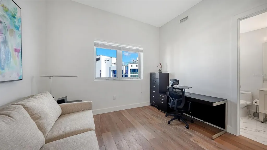 1155 N Gulfstream Avenue Sarasota FL 34236