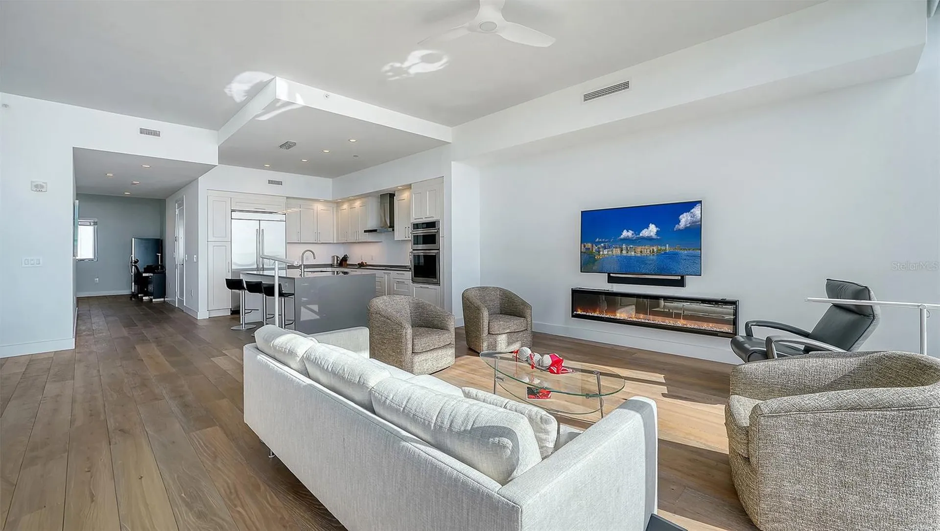 1155 N Gulfstream Avenue Sarasota FL 34236