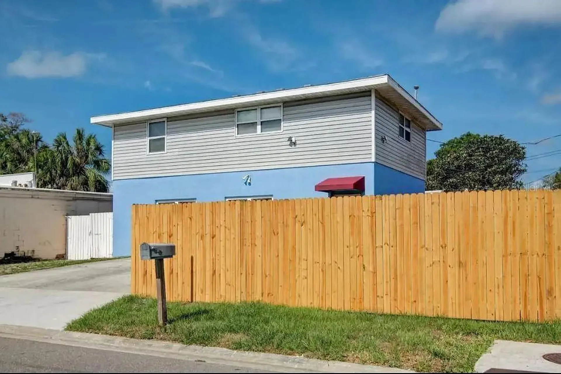 1002 Vine Avenue Clearwater FL 33755