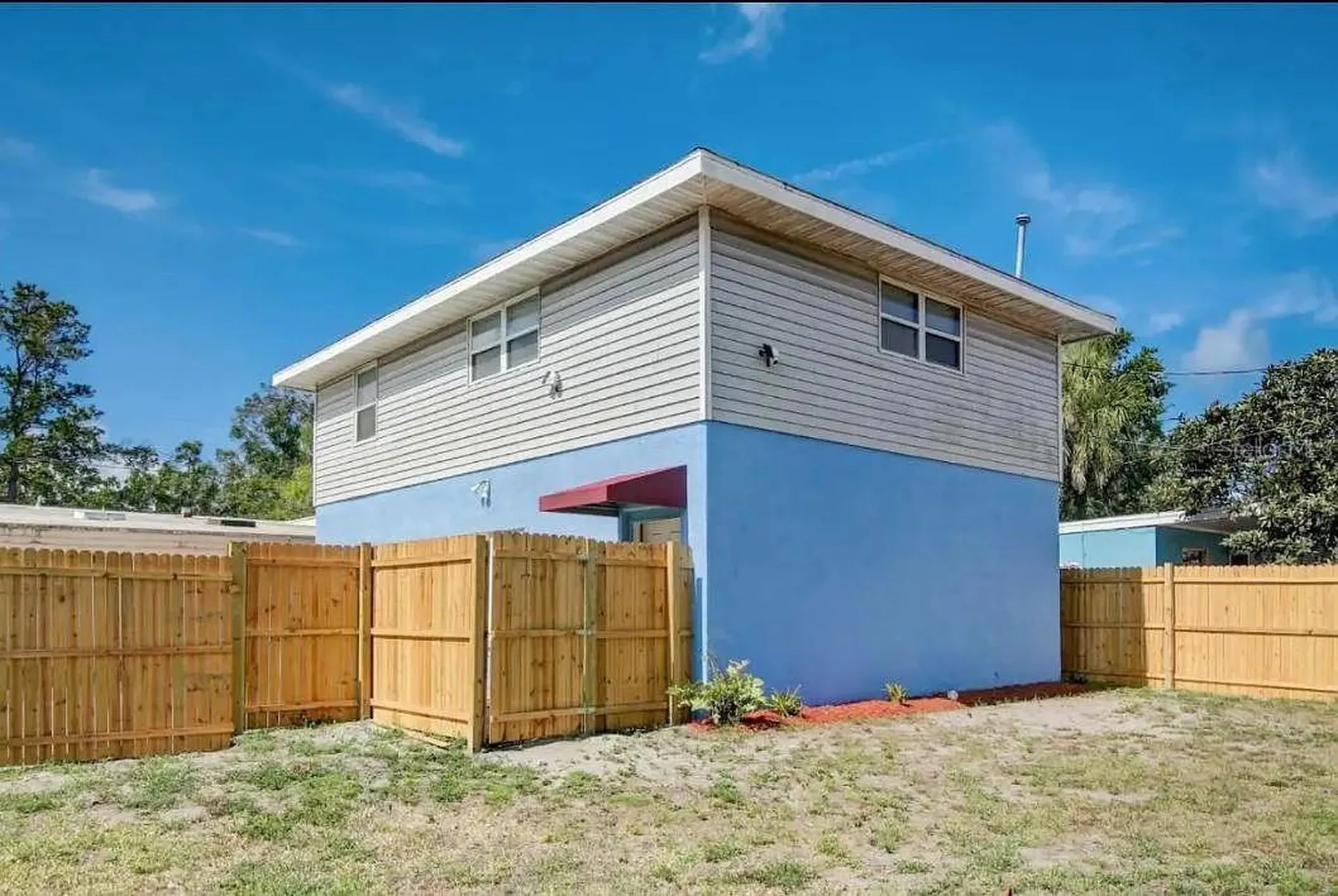 1002 Vine Avenue Clearwater FL 33755