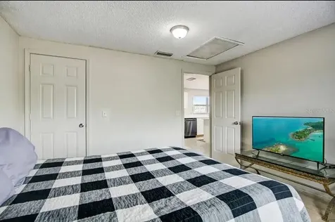 1002 Vine Avenue Clearwater FL 33755