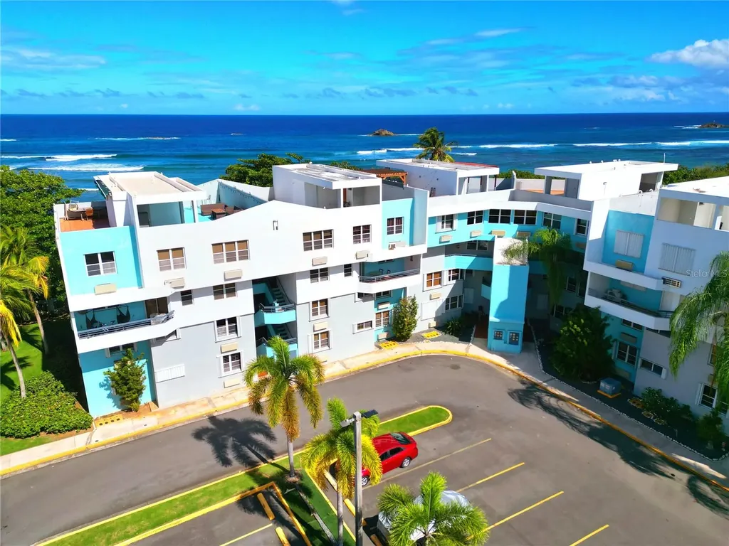 St 686 Cond. Chalets De La Playa Vega Baja PR 00693